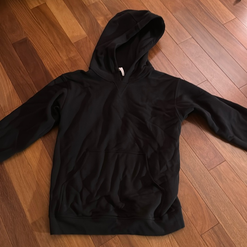 Black Lululemon Sweatshirt
